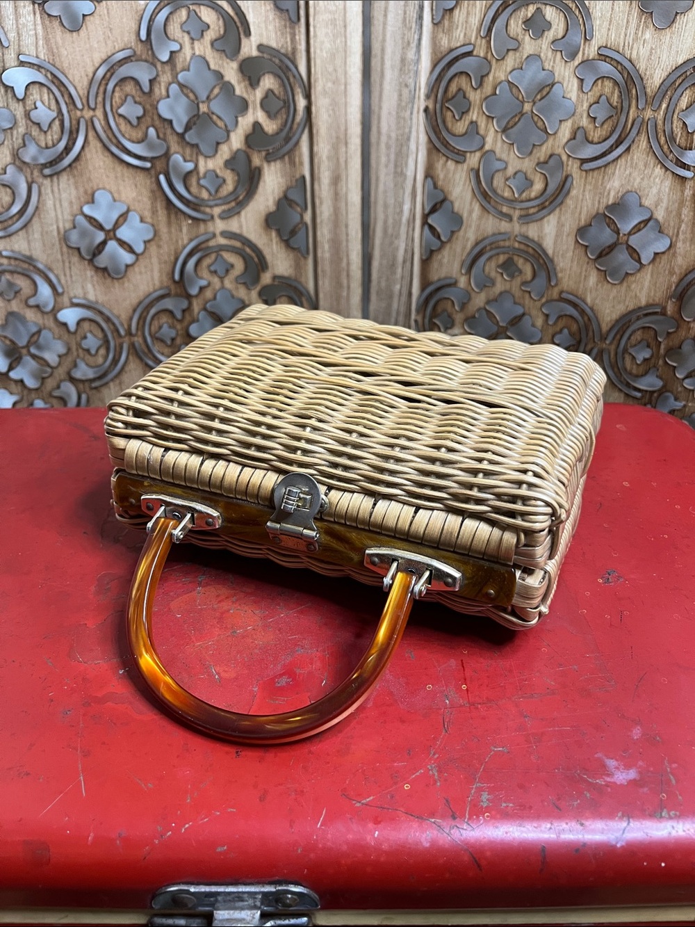 Vintage 1950s wicker handbag with Amber lucite handles